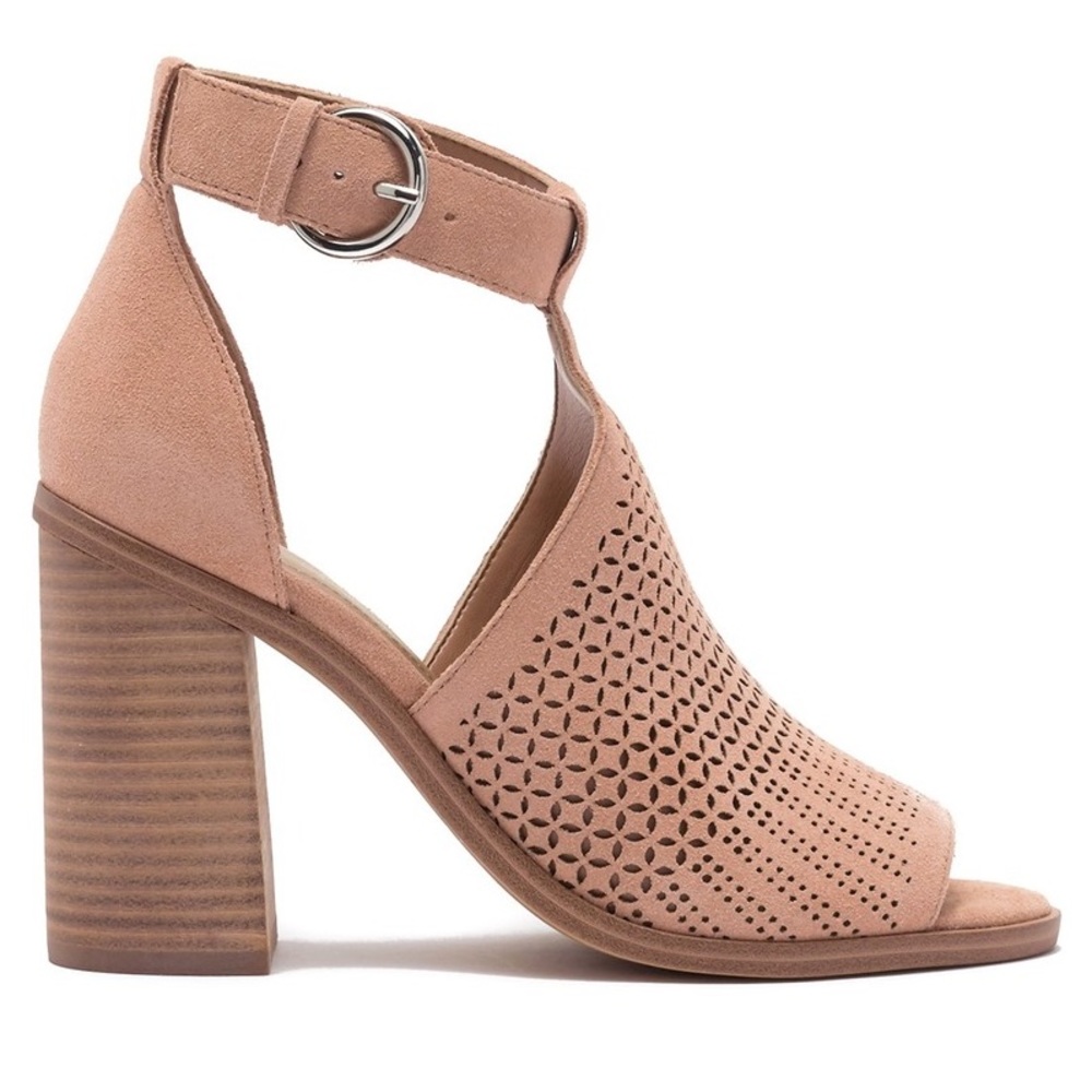 Marc Fisher LTD Vixen Sandal - Picture 8 of 8